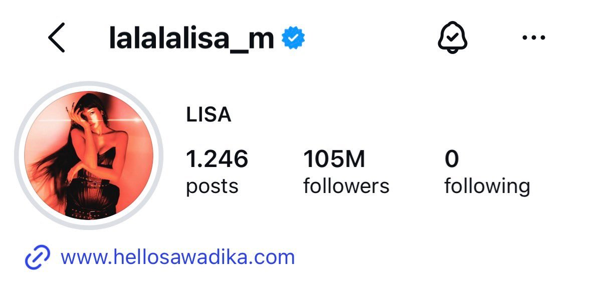LISA ins新头像Press Play Era～ ​​​
