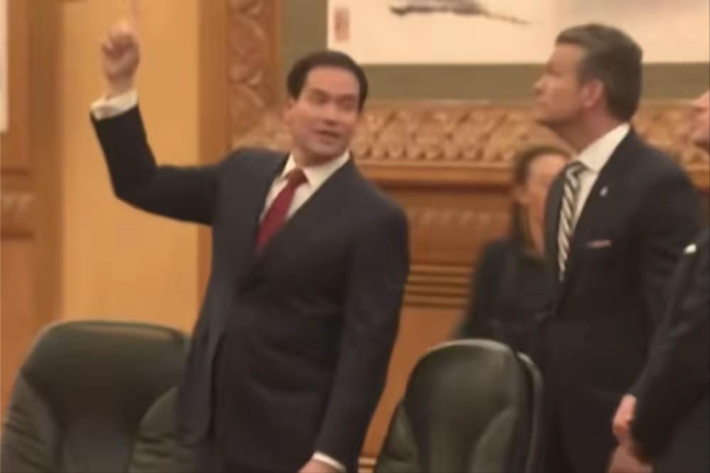 卢比奥初入人民大会堂，那震撼的表情真不像演的！

2026年5月14日，美国国务