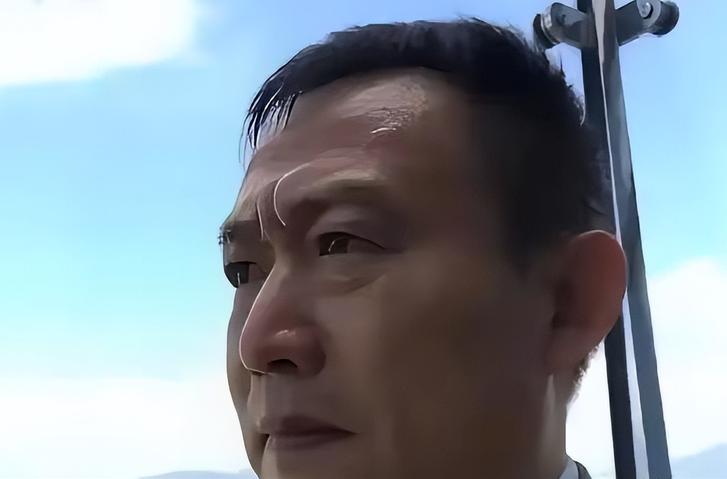 卢麒元一针见血：明亡的真正死因就四个字！别再被“外族入侵”的谎言骗了，崇祯到死都