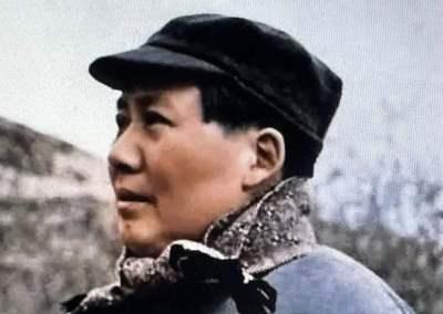 四渡赤水：绝境中的神级指挥，骗过所有对手扭转战局
 
湘江战役后，中央红军从8.