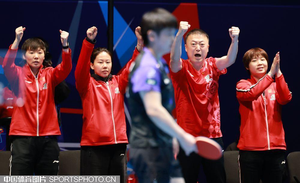 马琳同学总是那么激动 中国女团3比0韩国女团孙颖莎3比2金娜英
