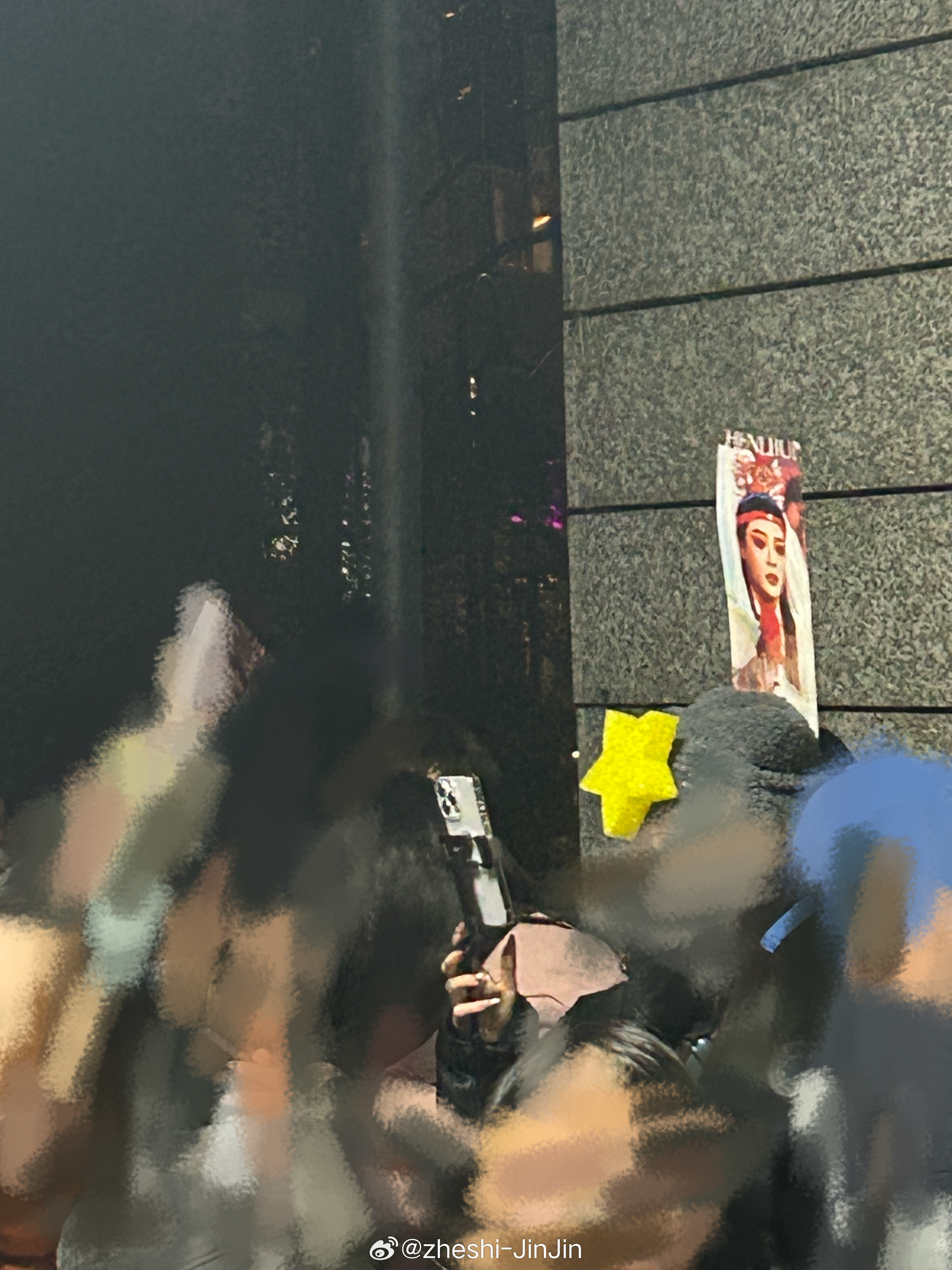 是谁说生活中没有观众的[可爱]今天突然说起这个，我朋友才知道这个人是我，说当时还