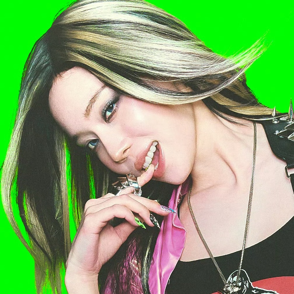 真受不了文婷的耐克嘴了[裂开]好油腻 ​​​