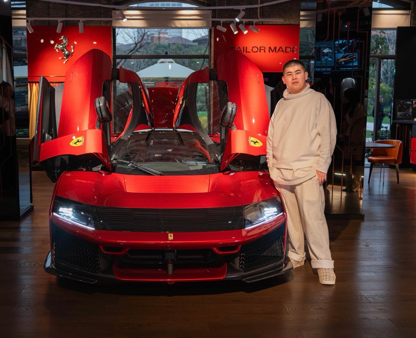 本命年咯 和马王F80合张影吧车法拉利f1汽车我与汽车的日常