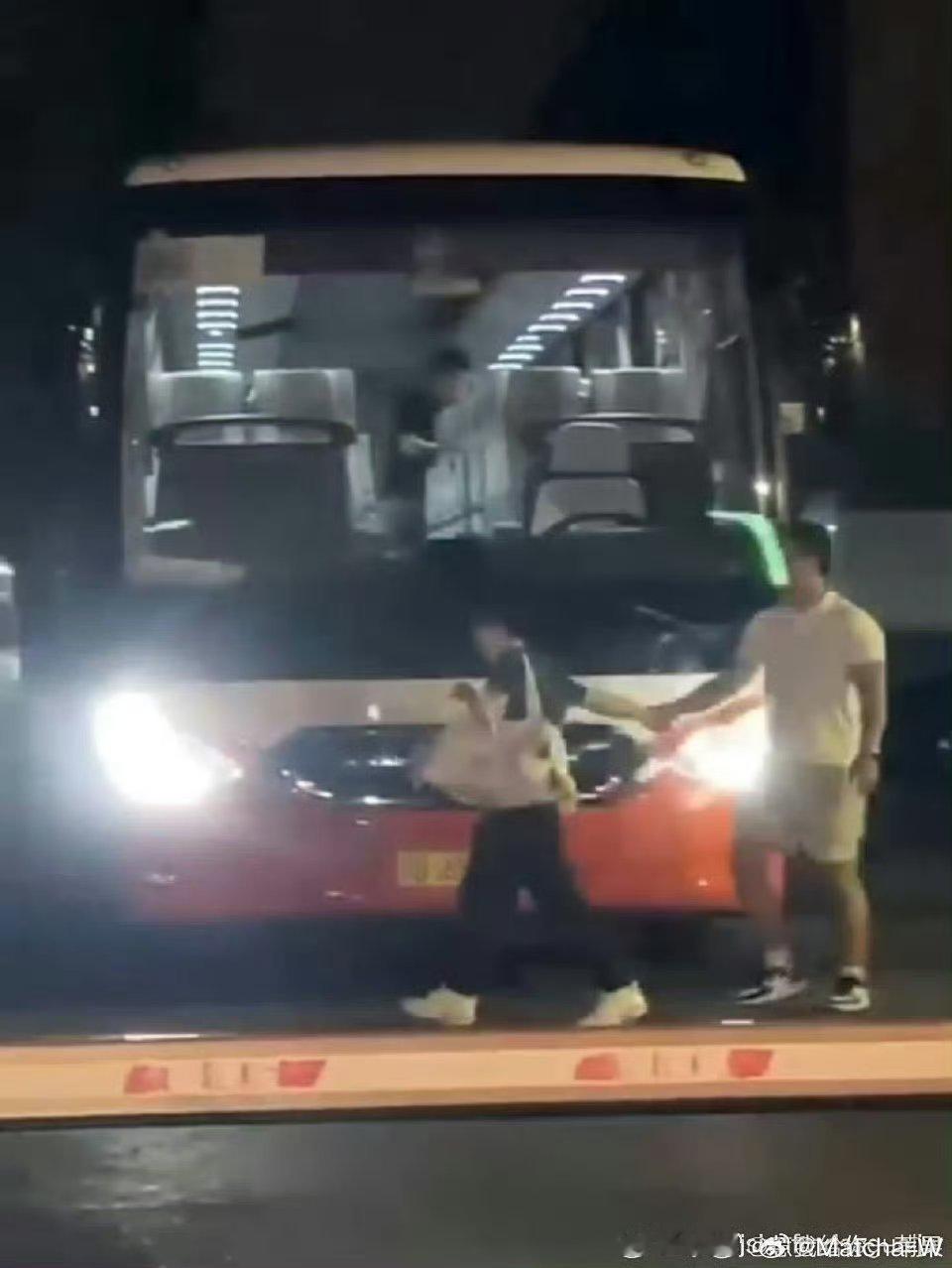 孙颖莎 孙颖莎王翔 