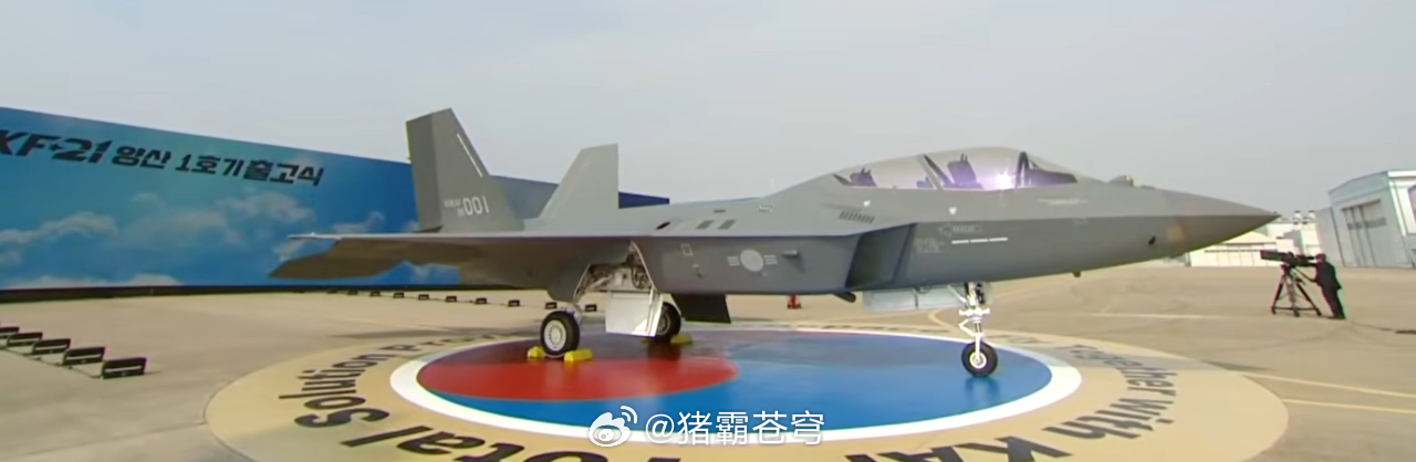 烽火问鼎计划 今天下午，韩国总统李在明在庆尚南道泗川市韩国航空航天工业公司（KA