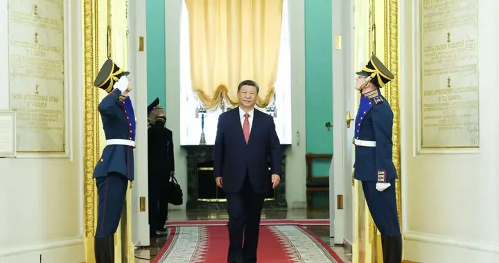 习近平同俄罗斯总统普京举行会谈