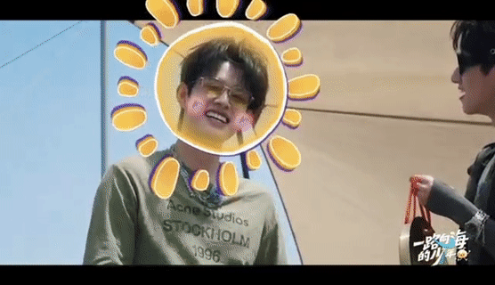 被朱志鑫这么夸很难不变翘嘴朱志鑫情绪价值这一方面也是给我们拉满了，而且也太会夸了