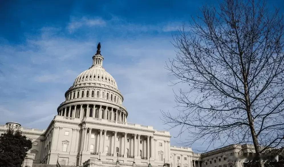 当地时间12月17日，美国参议院以77票赞成、20票反对的结果，通过了价值901