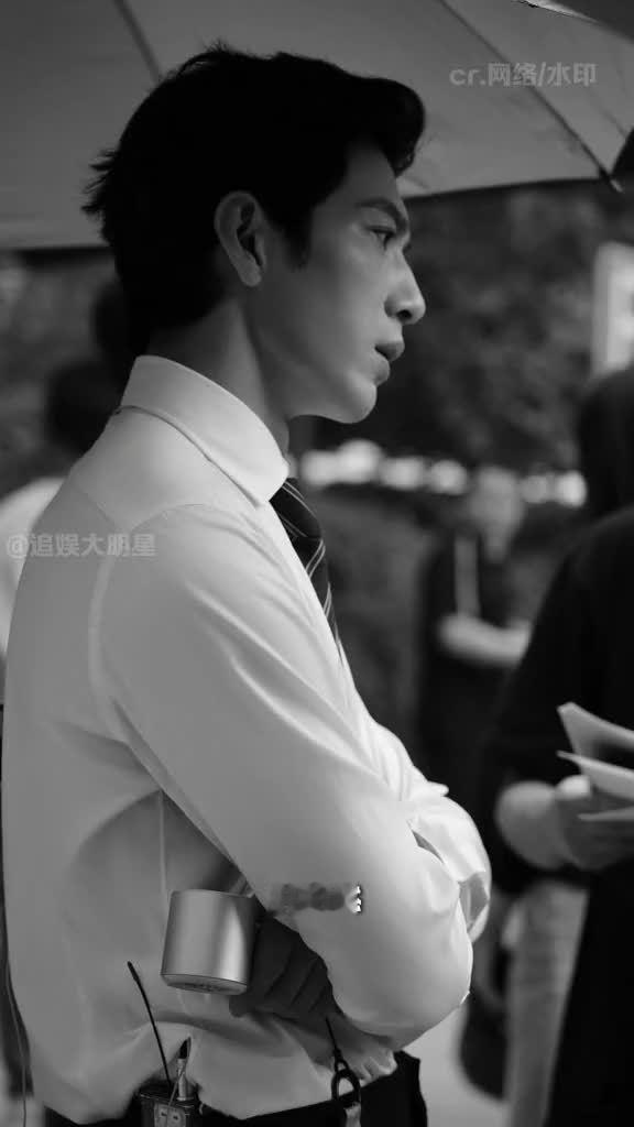 上桌井柏然  考古井柏然直接沦陷 上桌井柏然，考古井柏然直接沦陷 ，真正老吃家才