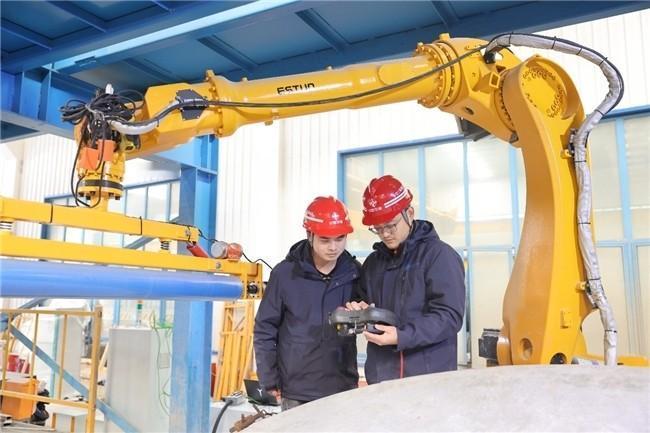 驯服 “不听话” 的机器人！3 个月扎根车间攻克难题，南通工厂靠数智化变身卓越级