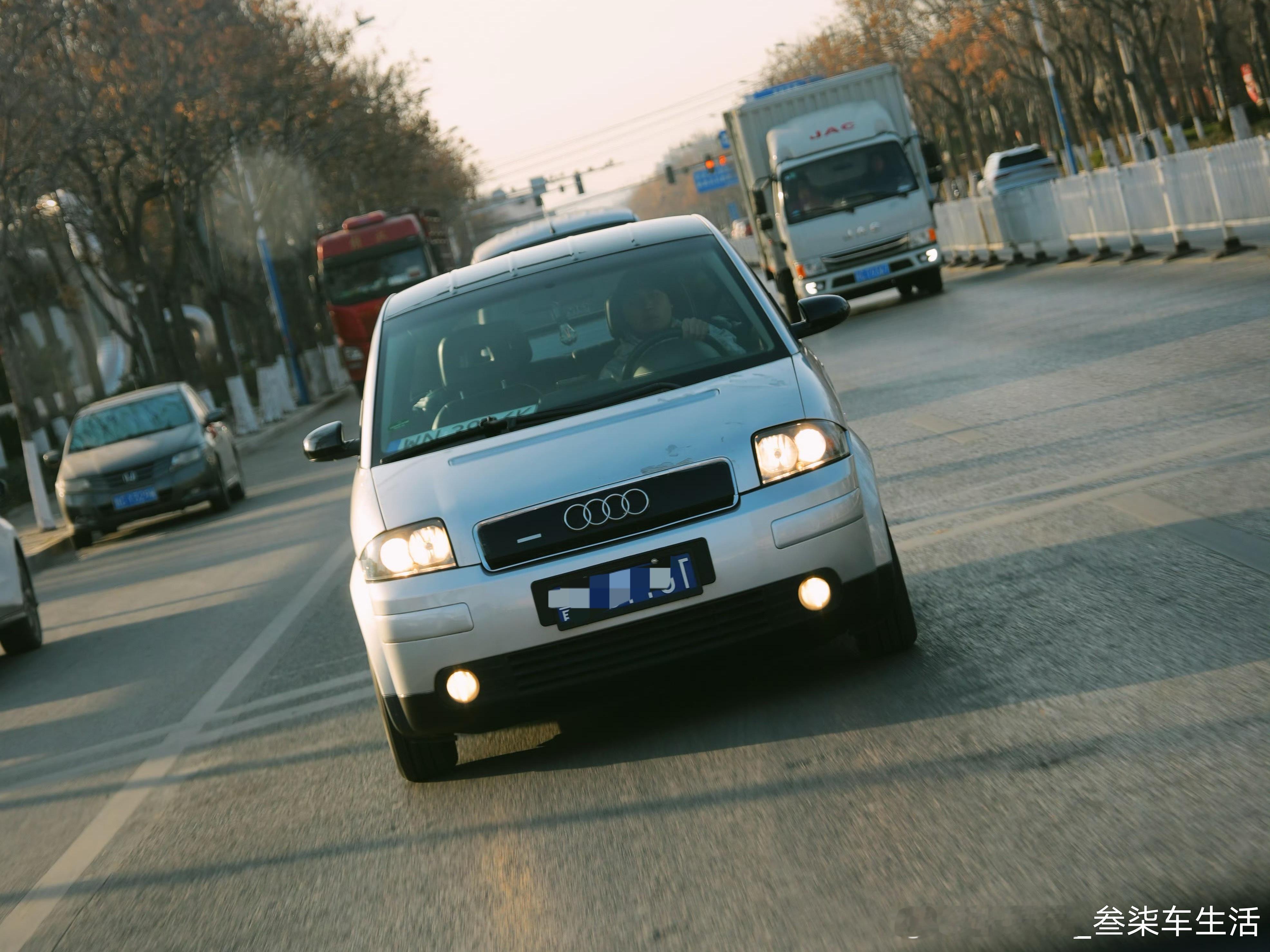 这车真漂亮，大家有几个见过的？奥迪奥迪q2