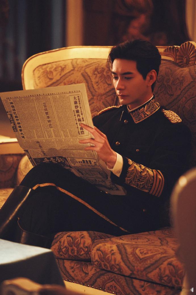 陈星旭试图捂死玩偶 陈星旭试图捂死玩偶，陈星旭试图捂死玩偶名场面！捶玩偶触发嘲讽