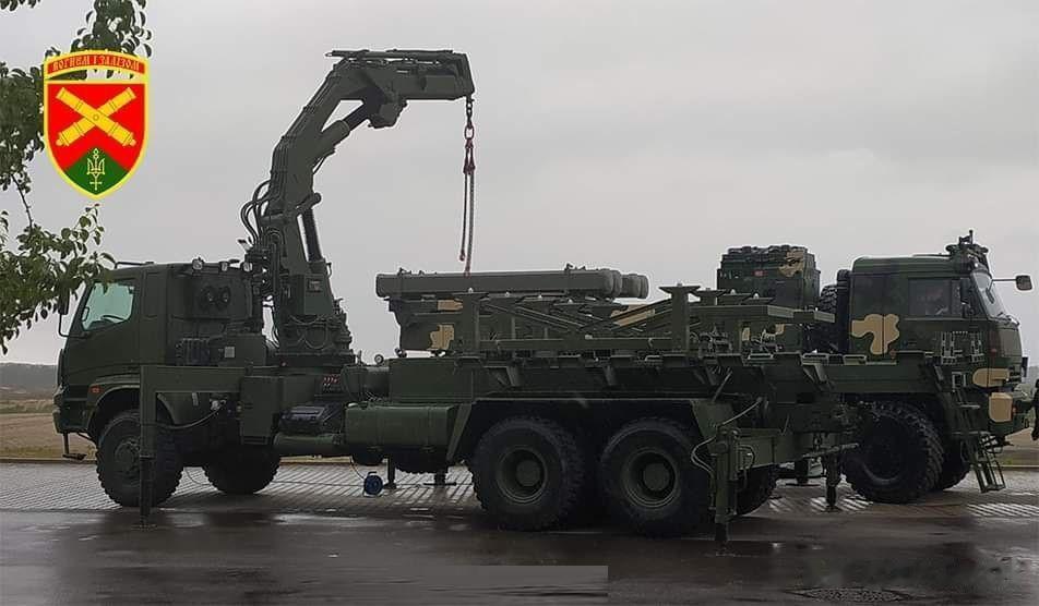 土耳其这国家真是地球上奇葩的存在，买俄罗斯的卡玛兹军用卡车做TRLG-230火箭