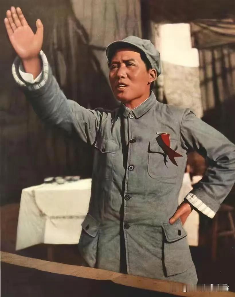 毛主席思想不光是丢不得的问题，而更应该是贯彻的问题。
如果只说不做，那就是毫无意