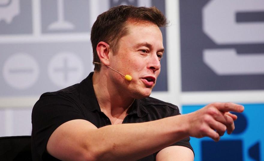 马斯克预警2000天倒计时：中国手握AI时代关键王牌
        马斯克在《