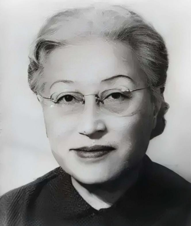 1971年，一封跨越海峡的简短遗书，送到了身处台湾已是耄耋之年的蒋介石手中。
