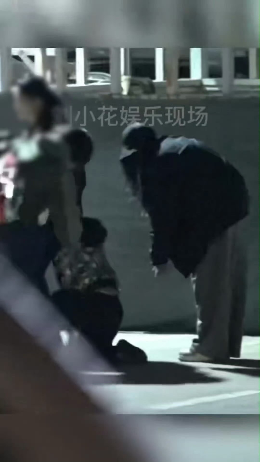 刘诗诗和她的魔丸儿子步步也是快到狗都嫌的年纪了[doge][doge][doge