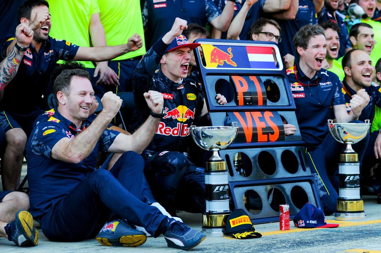 F1蒙特利尔站：比赛时间调整避冲突，车迷需注意时差
2026加拿大站正赛时间从传