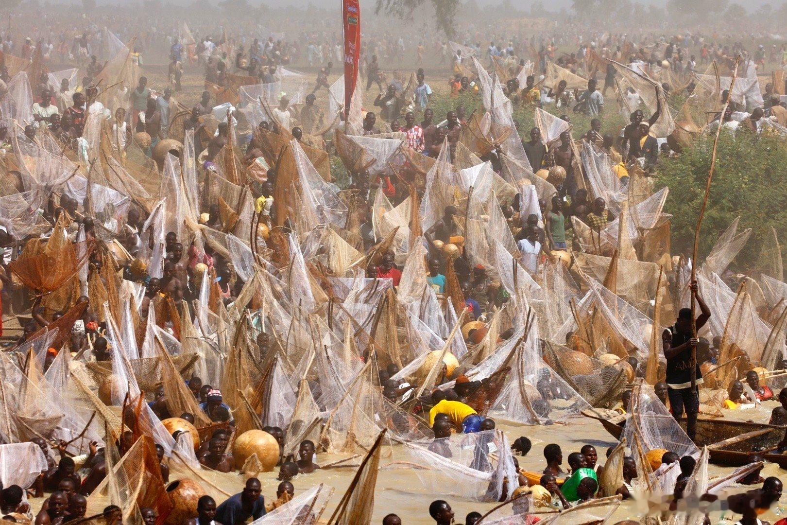 阿贡古开渔节，联合国世界非物质文化遗产。我不知道该怎么形容这个节日，没见过，想不
