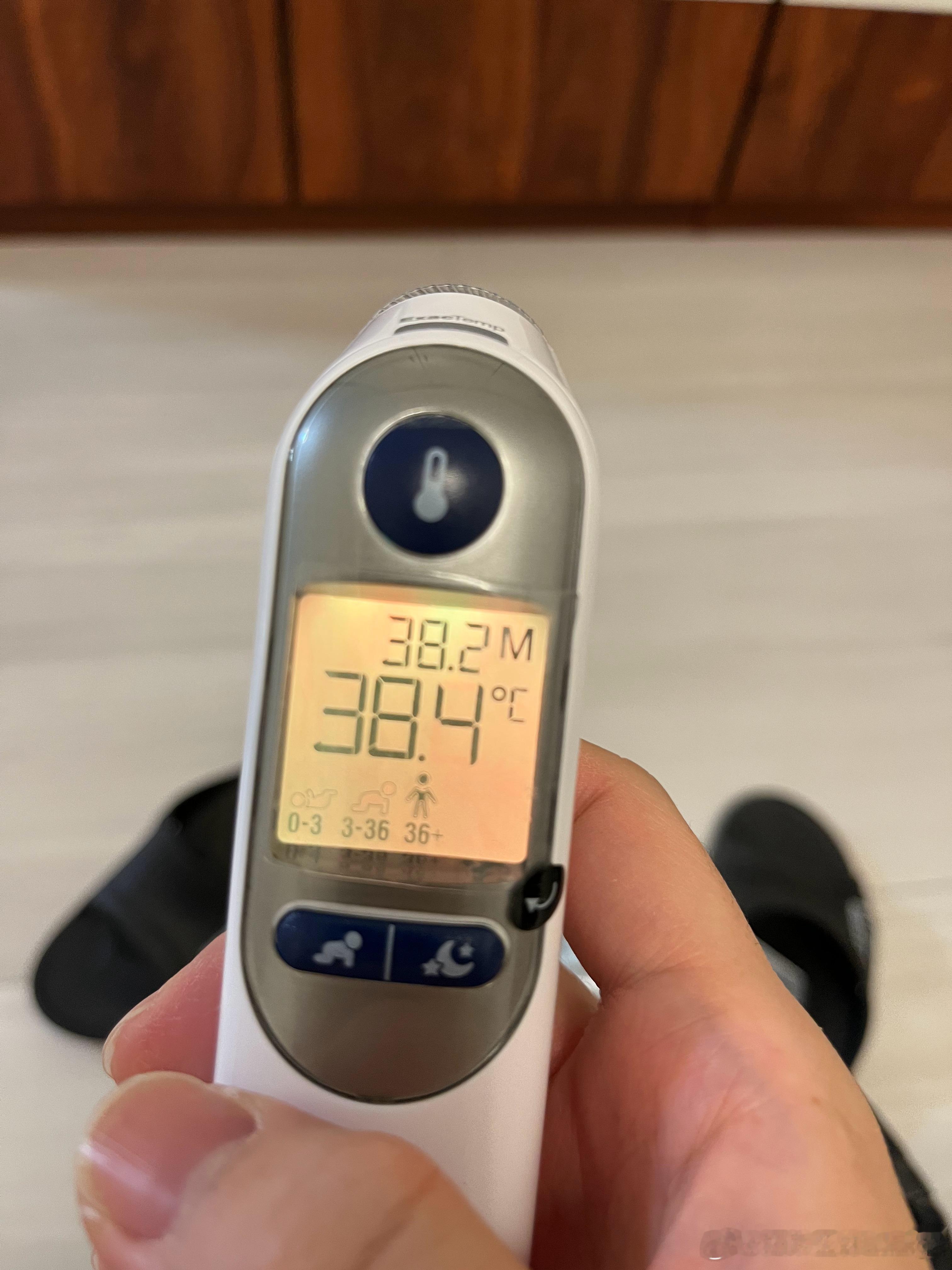 比过年上班更悲催的是，过年生病😷😷😷 