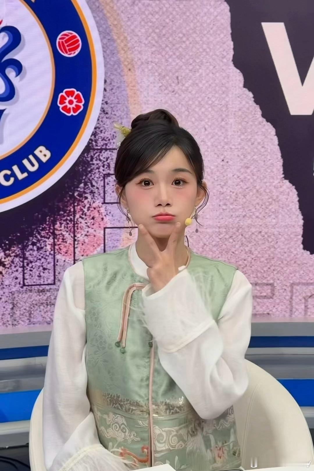 解说预告🎙️周六24:30尤文图斯vs莱切，搭档刘腾周二27:15萨索洛vs尤