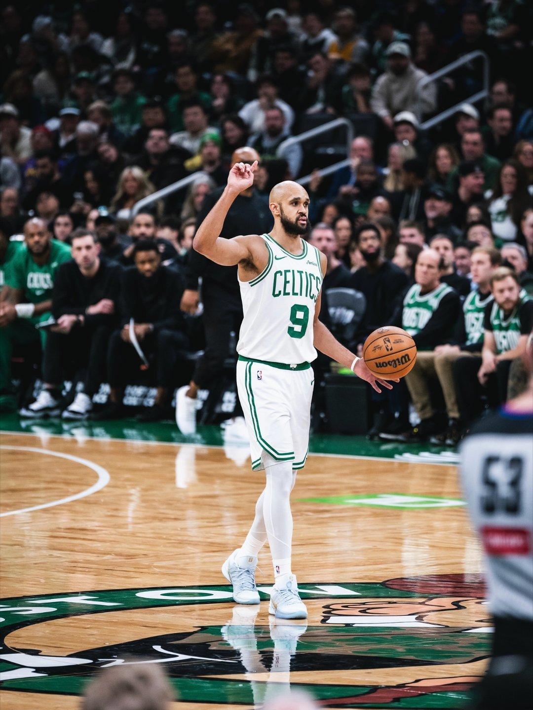 本赛季开赛前17场怀特从未有单场投进5+三分的比赛，而最近6场他已经4次投进5个