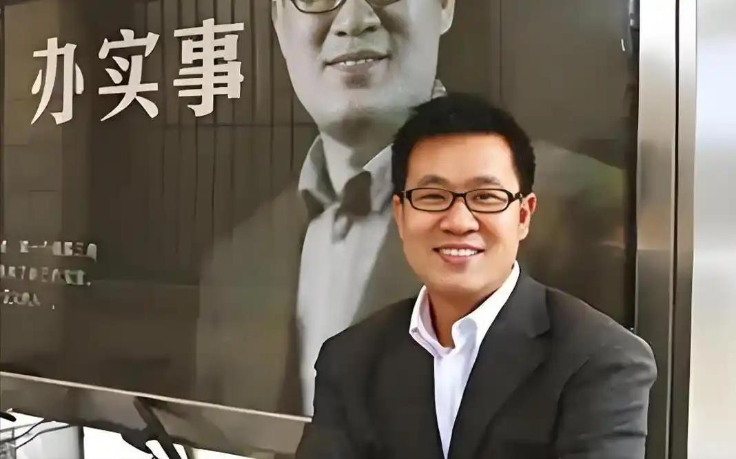 当年那个冒着身家性命揭露"三鹿奶粉"黑幕的上海记者，在真相大白4年之后突然辞职，