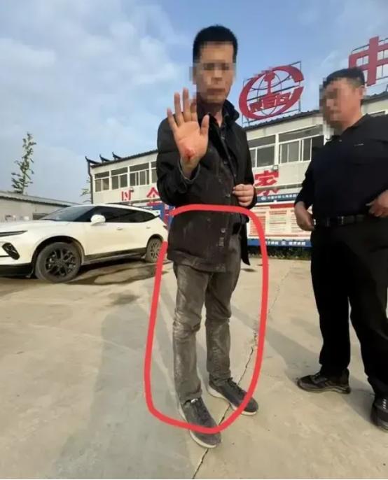 胆子太大了，连新华社的调查记者都敢打，这可是正部级单位，中铁七局必须给个交代。看