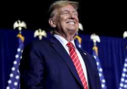 #特朗普称考虑与伊朗合营一起收过路费#【特朗普：正考虑与伊朗共同处理霍尔木兹海峡