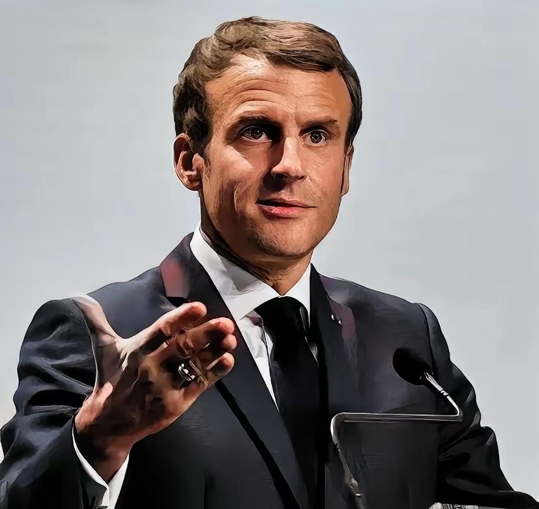 为什么这个高卢鸡总把自己放根葱呢？一会主张必须对中国强硬，一会要求中国管管朝鲜别