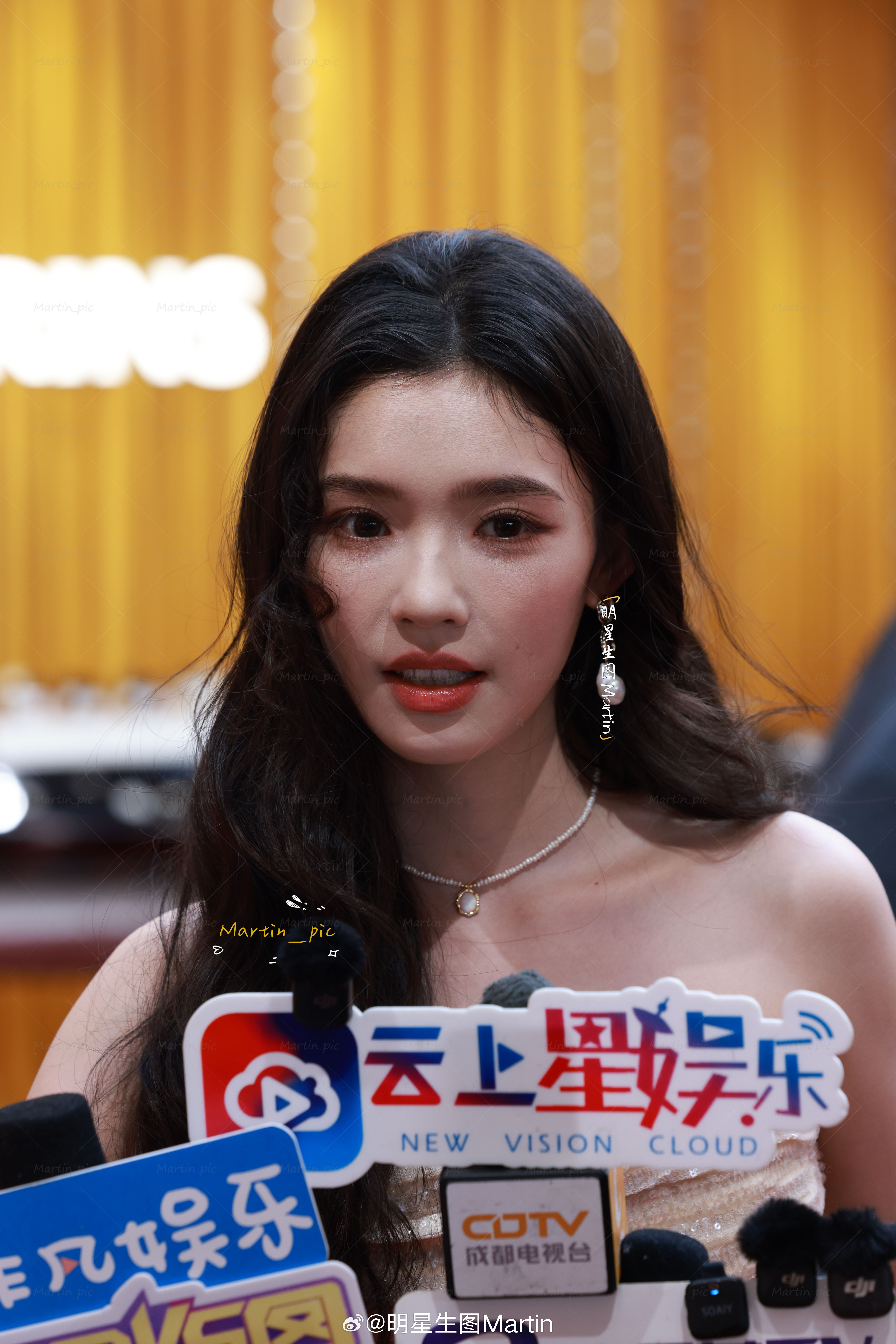 林允 林允品牌活动生图太古里偶遇林允 好闺闺生图状态太抗打了吧！林允归鸾 ly 