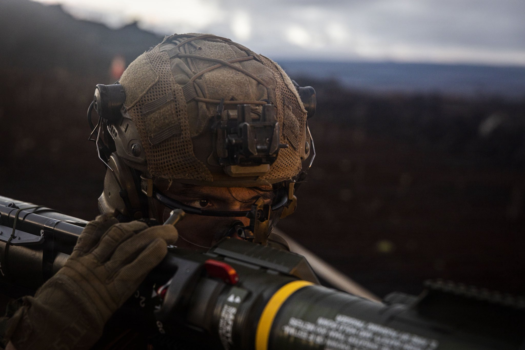 夏威夷波哈库洛亚训练区，陆战队反器材武器射击训练 