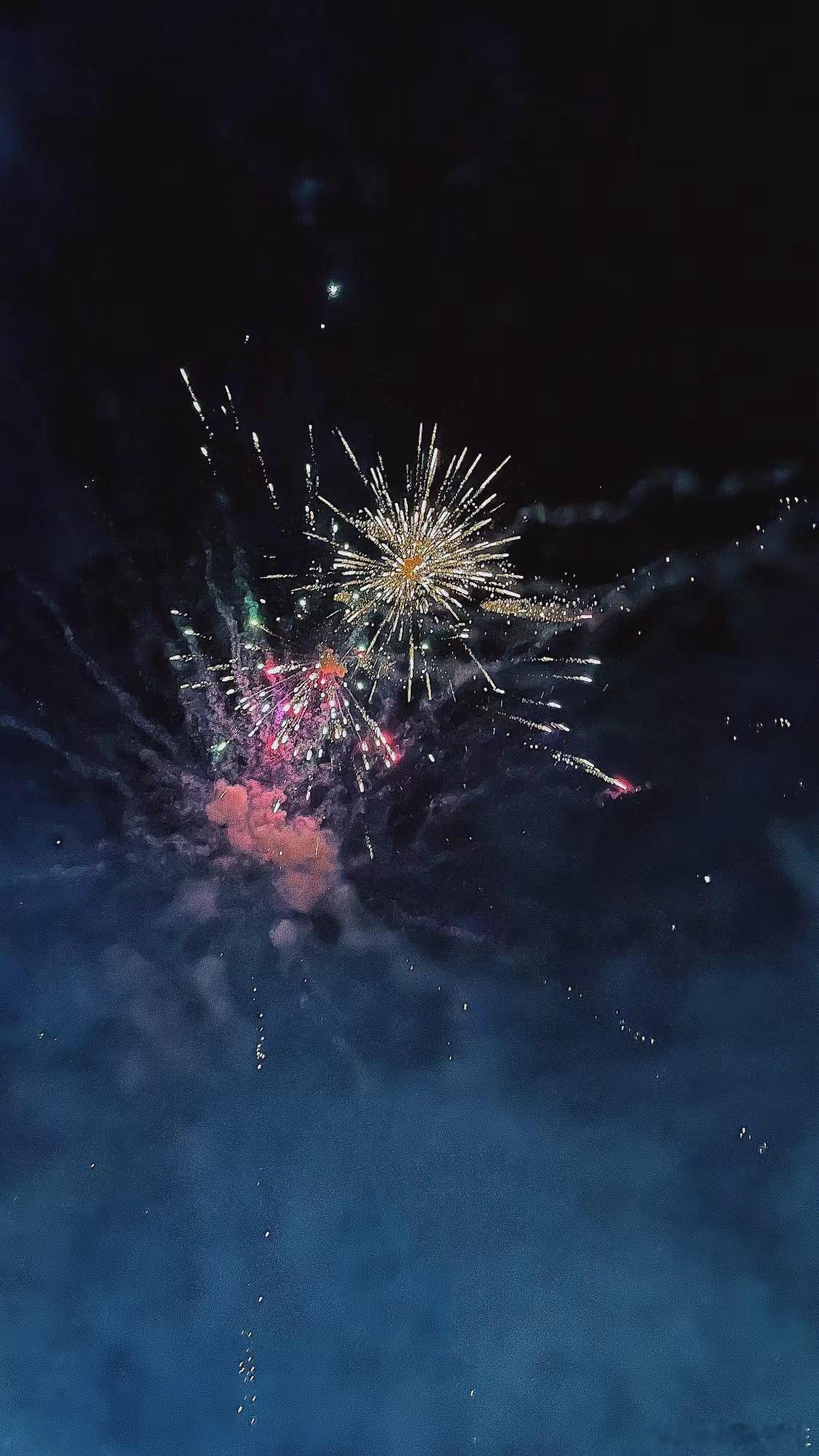 你好2026朋友们 新年快乐 万事皆可期