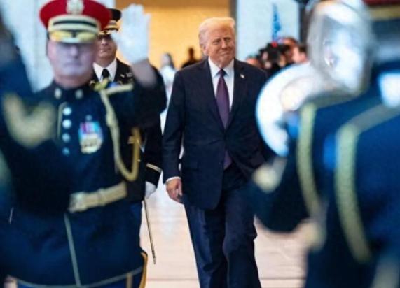 47票赞成53票反对！美国投票结果公布后，特朗普连下三条命令。中东局势越来越乱，