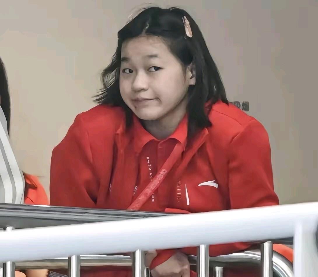 全红婵性格有个特点

就是她一边对自己严格，一边又很清醒

记者问她：“你不练了