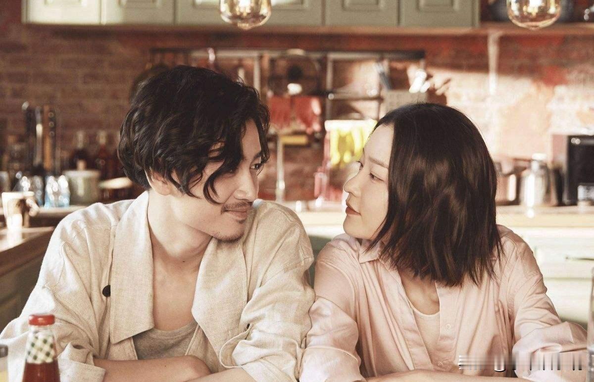 我认为不支持。

别再美化“试婚”了，婚前同居这张王牌，女孩你根本输不起。

我