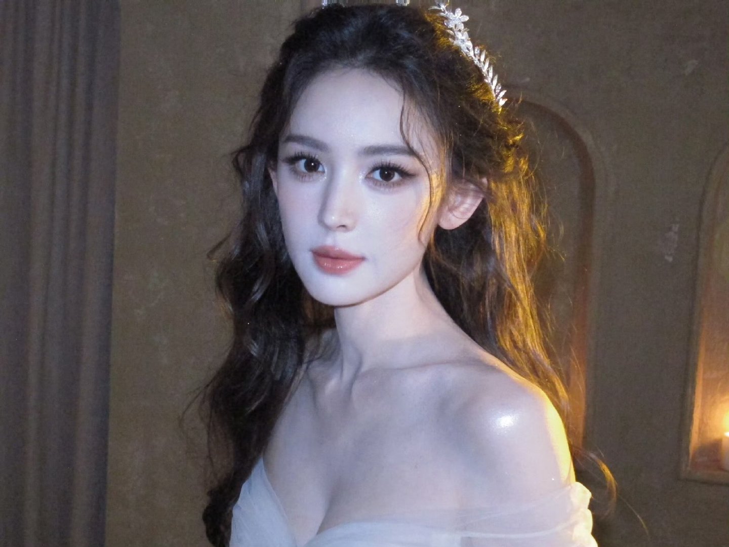 娜扎湾区升明月晚会路透娜扎女神降临湾区升明月 娜扎女神降临湾区升明月，自带从容大