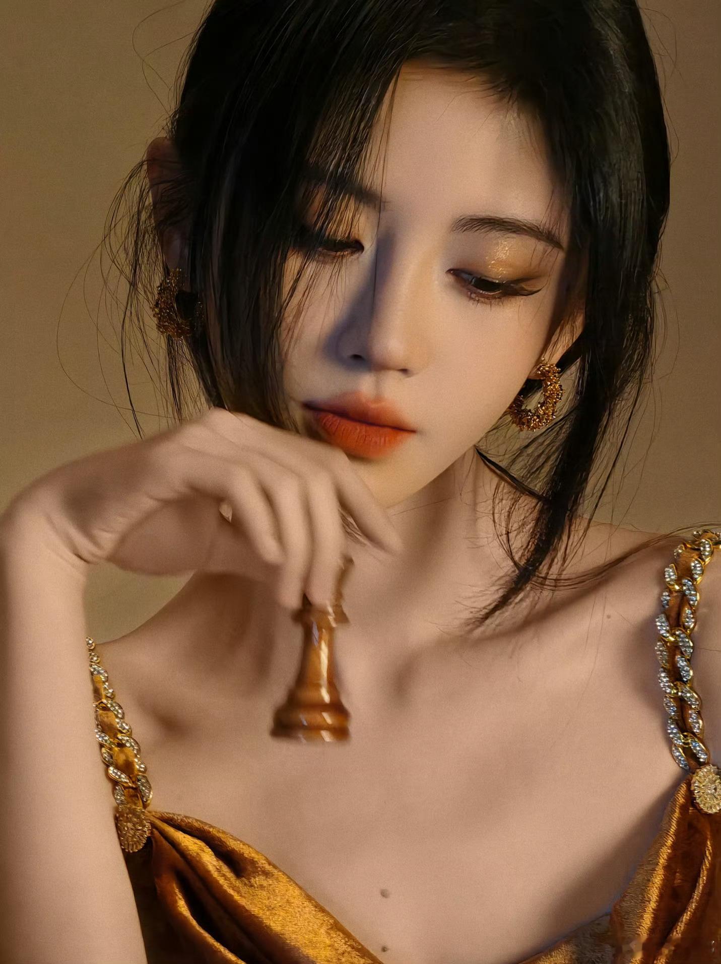 jjy鞠婧祎姜黎非 jjy鞠婧祎千香 世上本没有我们，遇见了你，便成了我们