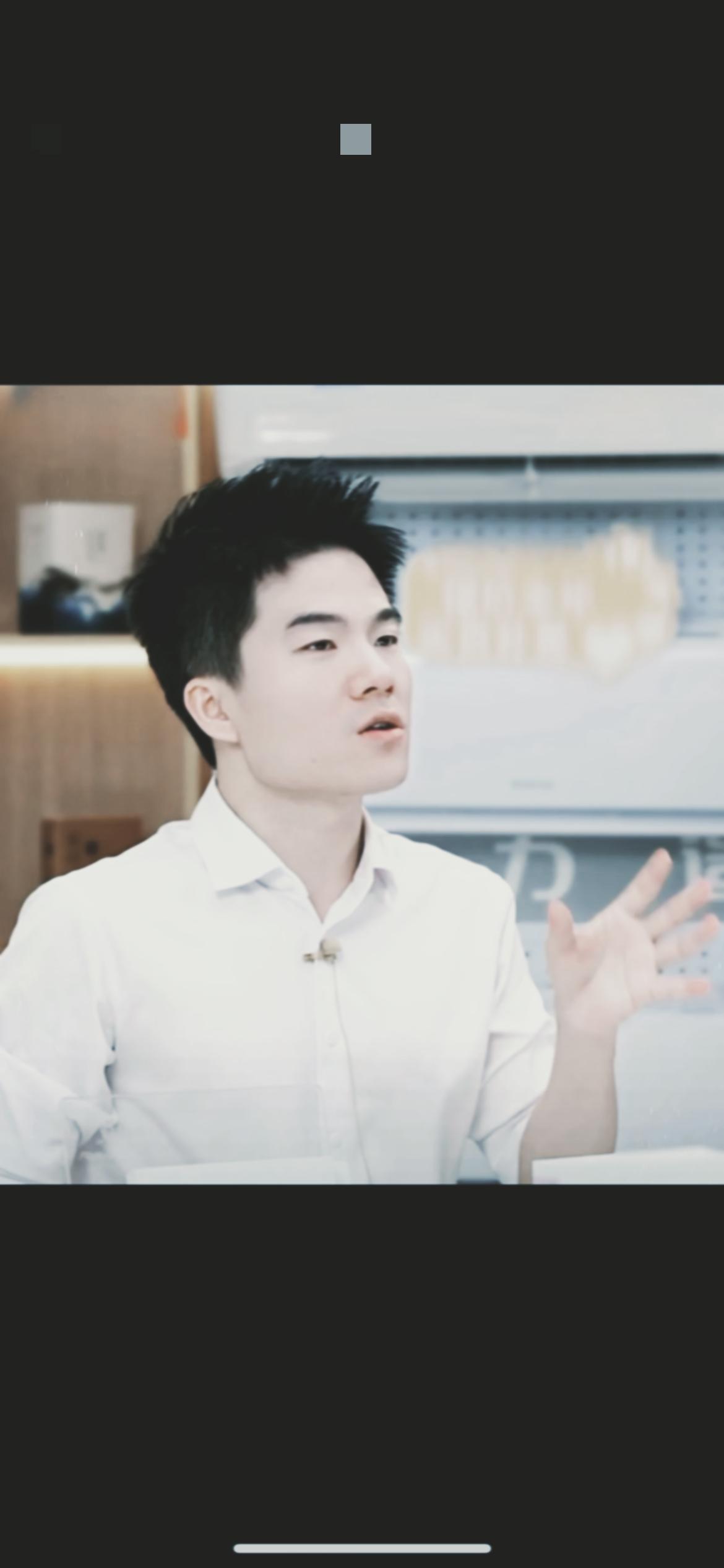 笑不活了！

董宇辉直播间这波“文化反杀”，堪称喷子的大型社死现场！

正带货呢