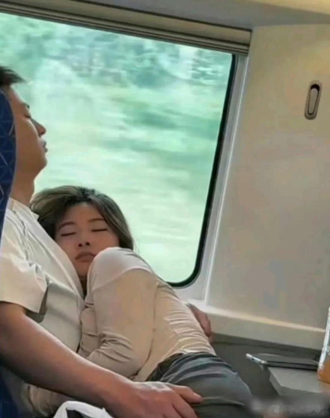 这是买了一个座位吗 