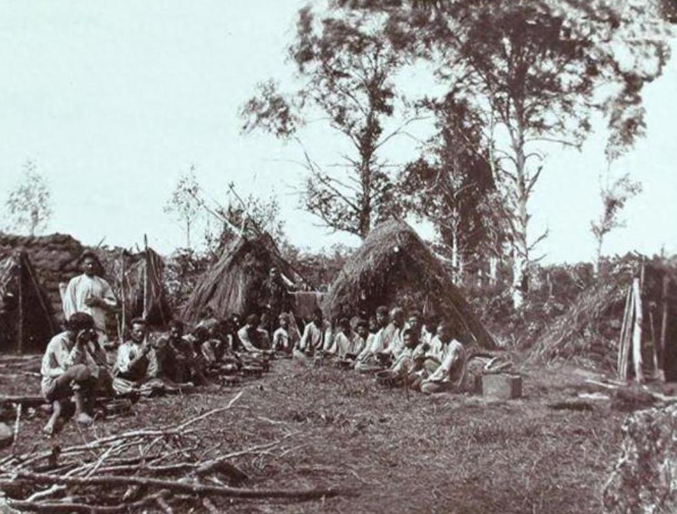 1860年的这份条约，让一个守护东北几百年的民族彻底”消失”了。
说起来你可能不