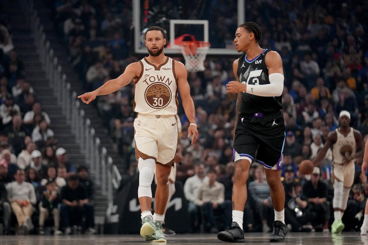 你们是拳怕少壮，我是越老越妖12月场均得分：布伦森第1布朗第2 SGA第3库里第