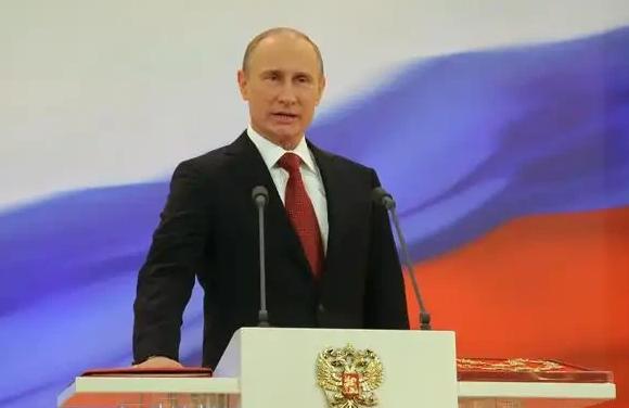 普京反手捏碎了以色列空军的免死金牌！那条维系了数年的军事热线瞬间变作废纸，原本在