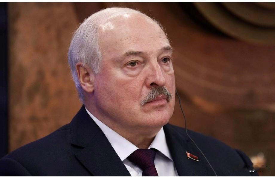 白俄官宣：俄“增速导弹”12月战备，全机动部署，美国摸不透！
 
2025年11