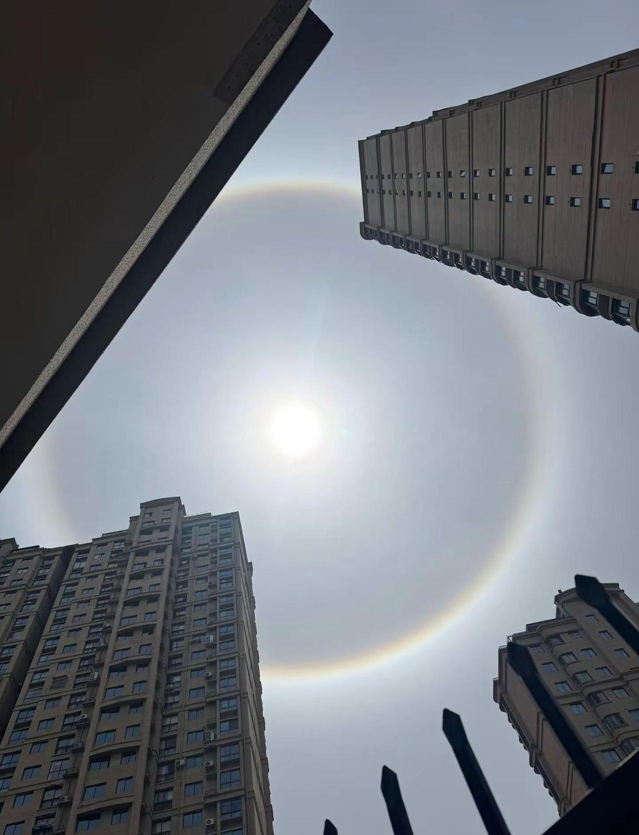 日晕奇观 江苏盐城 长这么大第一次见