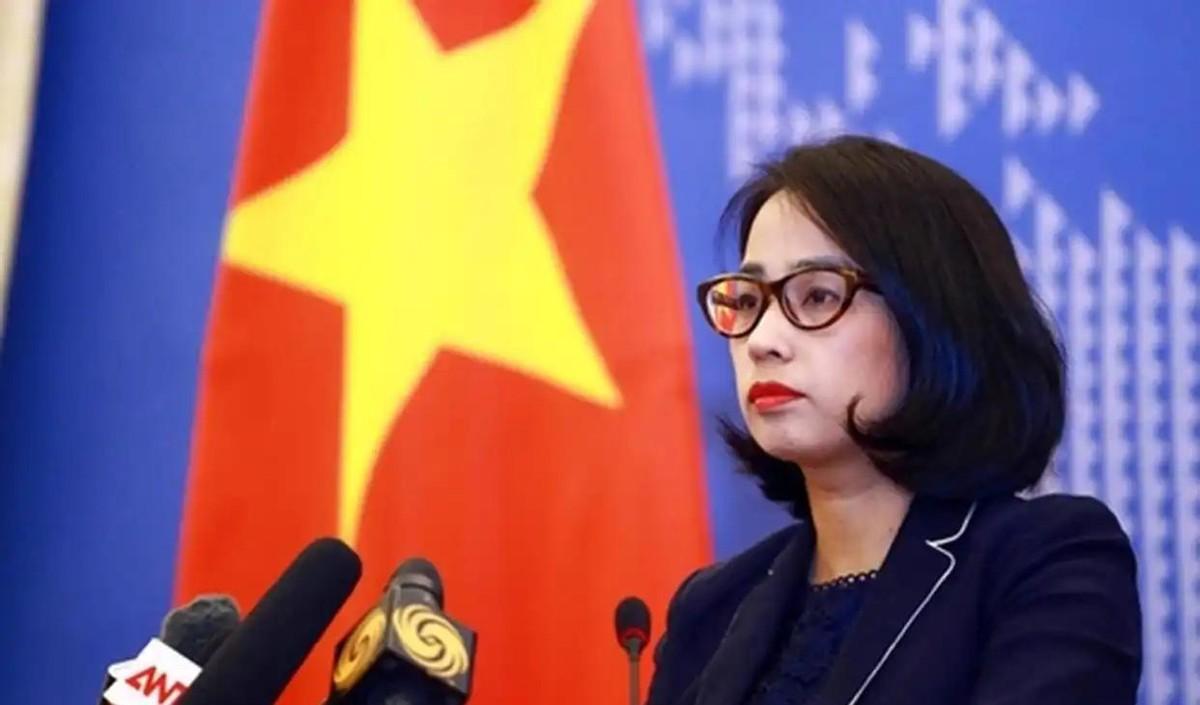 中国海事部门近日发布航行通告显示，南海特定海域正在进行实弹射击训练。此次训练在区