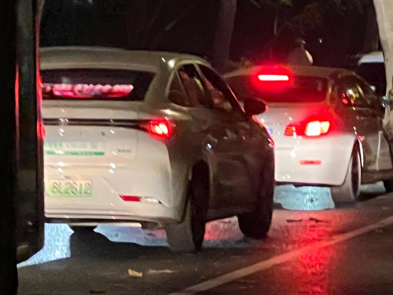 于海青：为何说到了西湖要去瞻仰张煌言？ 海青点评 说起西湖三杰，大家都特别的了解