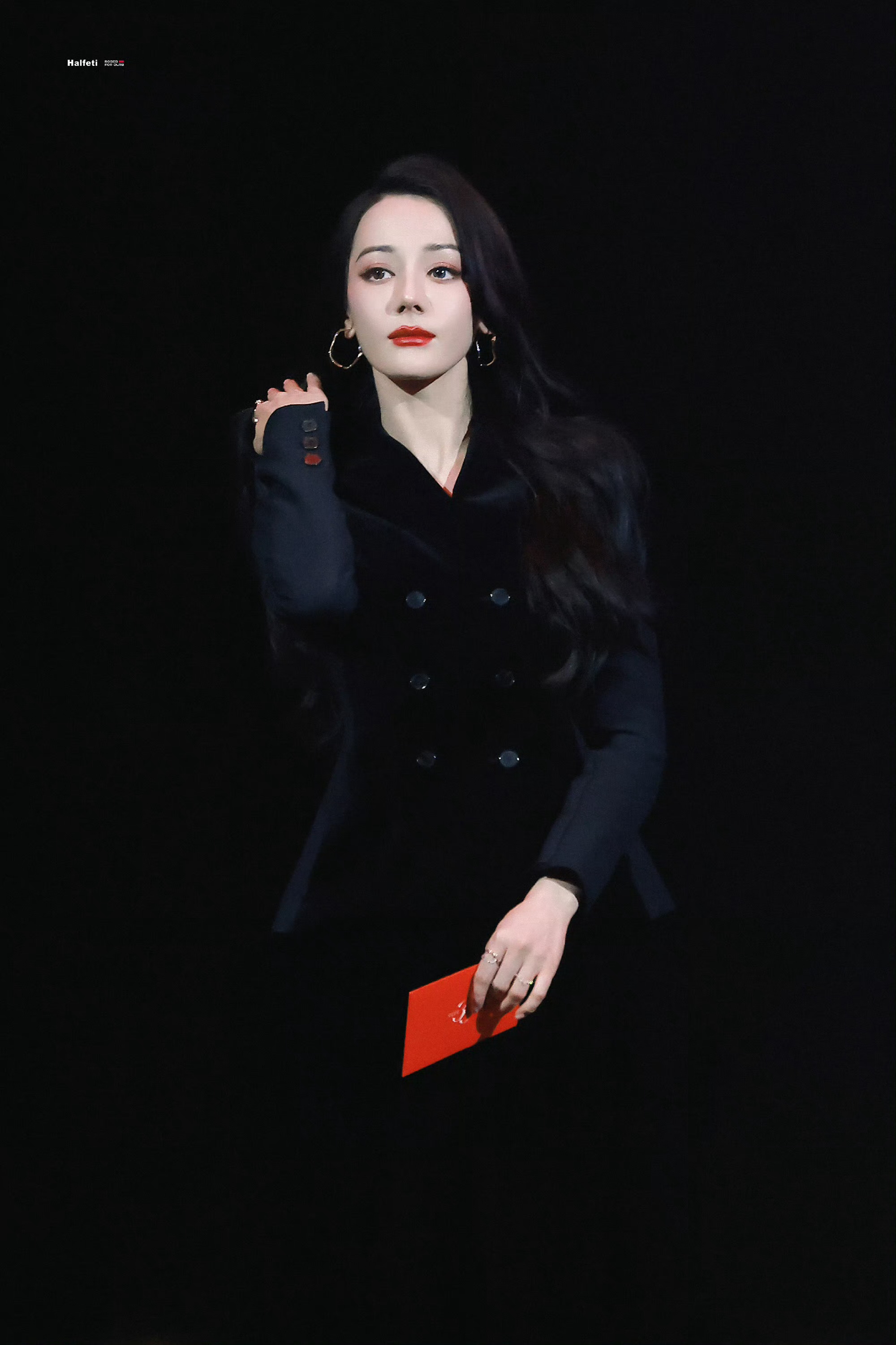 迪丽热巴迪丽热巴钰珑 dlrb 迪丽热巴功夫女足 dlrb 迪丽热巴卫蓝“或许，