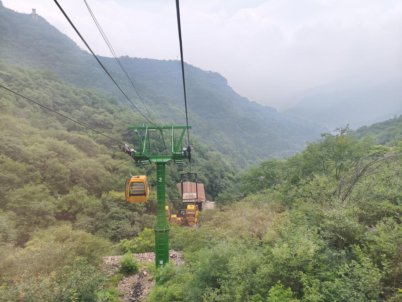 分享一张你在山里的照片